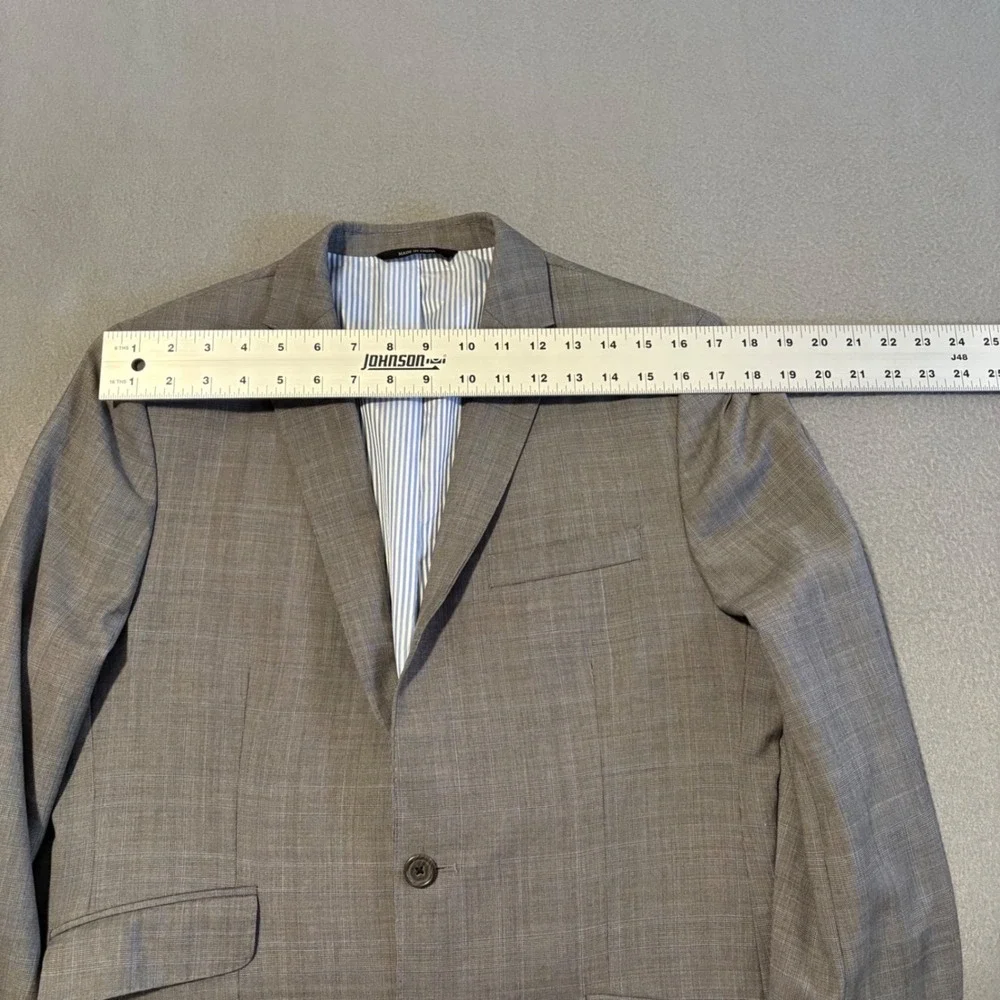 Banana Republic Blazer 38R Grey Glen Plaid Modern Slim Fit Wool Sport Coat